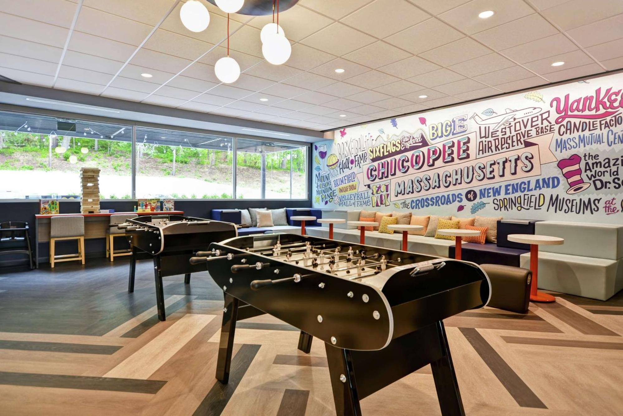 Tru By Hilton Chicopee Springfield Hotel Екстериор снимка