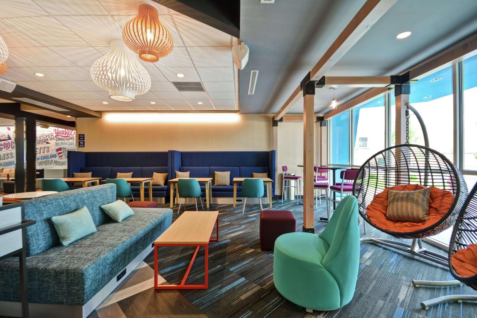 Tru By Hilton Chicopee Springfield Hotel Екстериор снимка